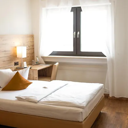 Hotel Kuebler 3*